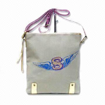 Elegante borsa a tracolla con cinghia regolabile, realizzato in cotone, disponibile in vari colori/misure