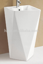 Vitreous China pedestal basin