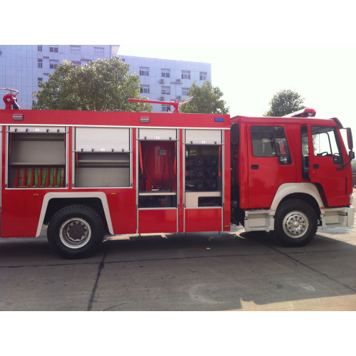 Exportando Argélia SINOTRUCK caminhão de combate a incêndio em pó