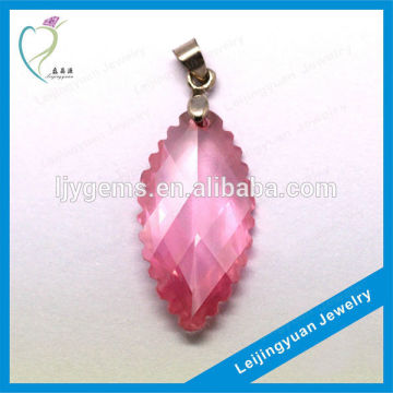 Shinning fancy pink diamond jewellery
