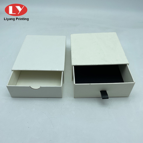 Custom Made Logo Printed Ivory Paper Jewelry Boxes