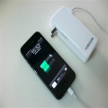 Wall Charger Power Bank dengan Plug 4400mah