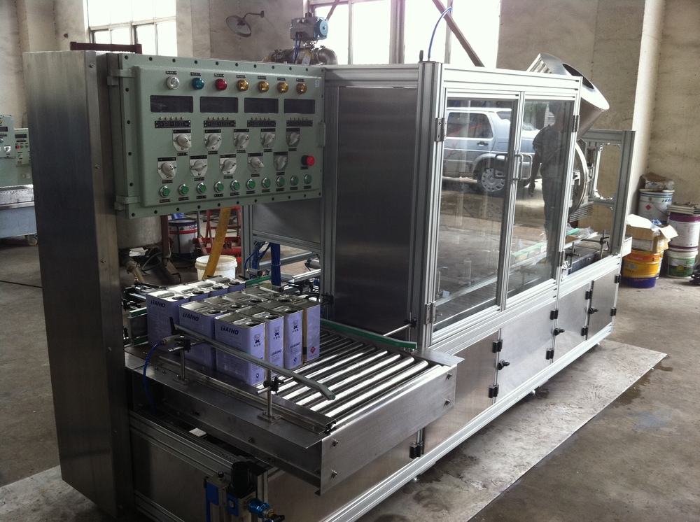 GCJ 04-06-IAQ weighing type automatic liquid filling machine, paint filling machine