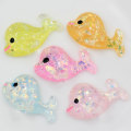 Transparente verschiedene Farbe Glitter Kawaii Whale Shaped Flatback Resins Handmade Craft Dekor Charms Spacer DIY Items