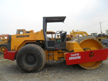 USED DYNAPAC CA251D ROAD ROLLER