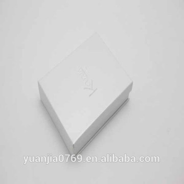 paper jewelry box with silver stamping logo