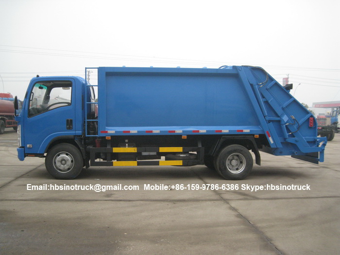 waste collector truck side view