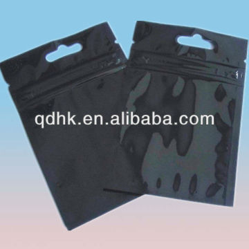 pouching plastic zipper bag with punching