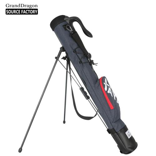 Portable and wear-resistant polyester golf bag