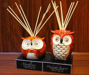 Scented Ceramic Fragrance Diffuser With Rattan Stick And Ceramic Owl