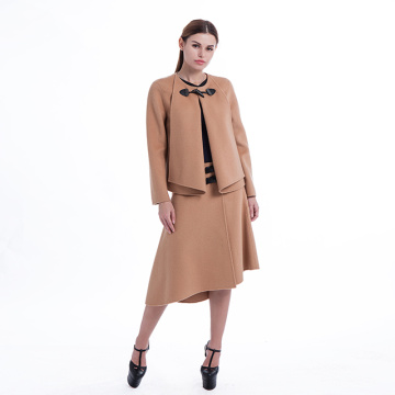 Medium-length skirt with round collar and long sleeves