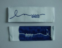 Customize Novelty Woven Labels for Clothing
