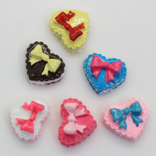 يتوهم صغير على شكل قلب كعكة الحلوى Bowknot الراتنج كابوشون 100 قطعة العناصر DIY للأطفال المطبخ الثلاجة الحلي