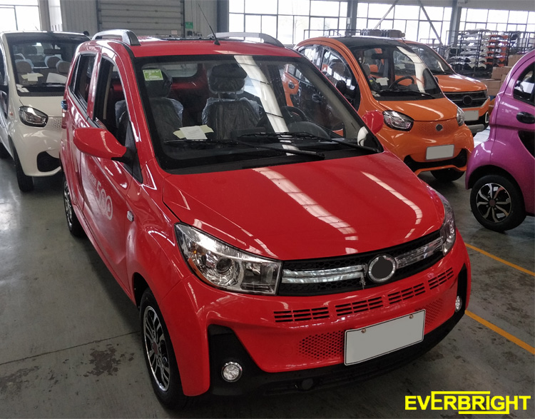 High quality cheap high speed super four wheel made in china used auto electric beijing car