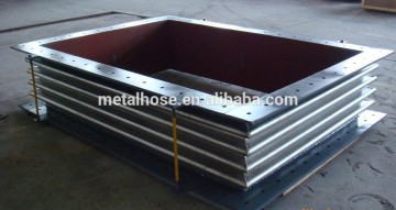 Rectangular bellow compensator