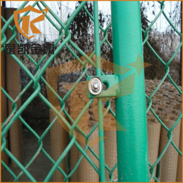 green pvc coated chain link fence