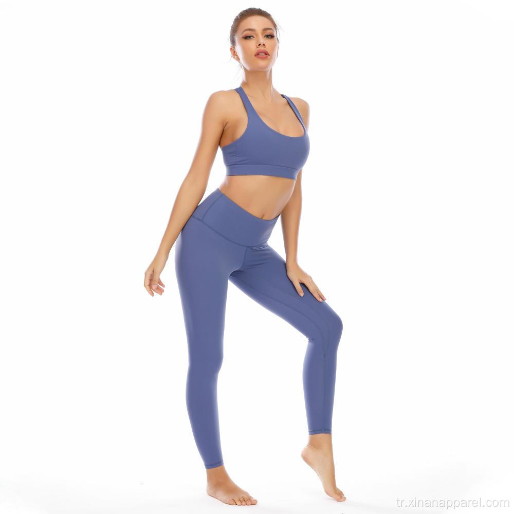 İki Parçalı Yoga Kıyafeti Üst Tayt Spor Giyim