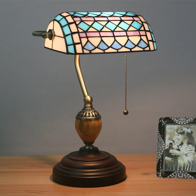 European Bank Lights, Artistic Bars and Cafes, Nostalgic Desk Lamps