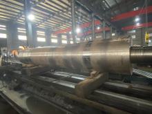 Extra Large Screws and Cylinders for Industrial Applications