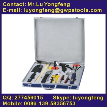 12pcs garden tool kit in aluminium case