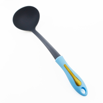 Nouvelle arrivée 8pcs en nylon outils de cuisine ensemble