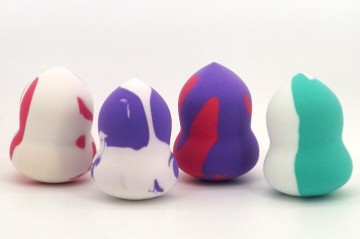 Hydrophilic pear shape foundation blending sponge puff