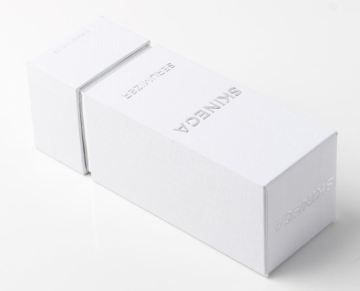 Shinny Silver Boxes With Emboss Logo for Perfume