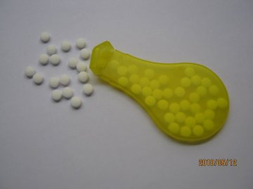 Bulb shaped Promotional Mint card with sugar free mints