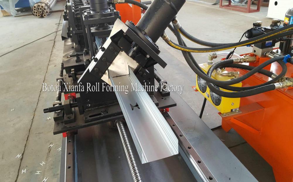 Galvanized steel coil stud and track roll forming machine