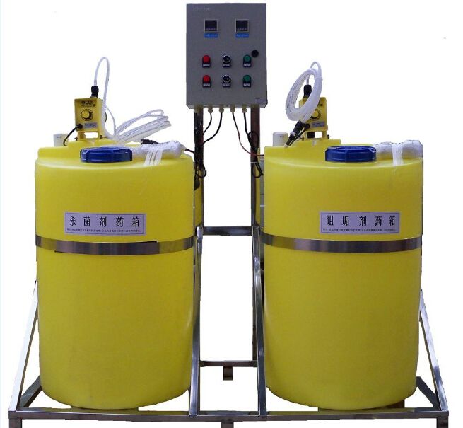 Retail 40L capacity square shape small tank dosing tank