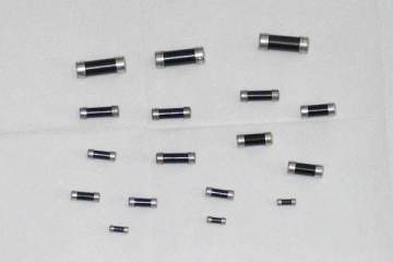 Ri40A Type High Voltage Metal Glaze Film Resistors