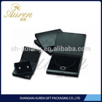 OEM factory custom black velvet jewelry gift box