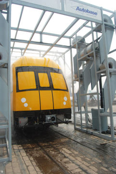 Train &amp; Tram Wash Systems