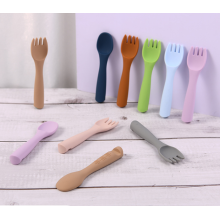 Пользовательские оптовые 2PCS Baby Silicone Spoon Spoon Fork Atensils