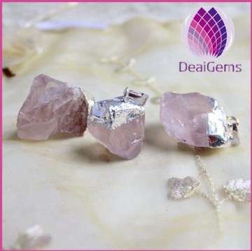 Natural rough rose quartz Pendant