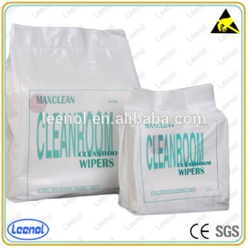 Antistatic clean room cloth