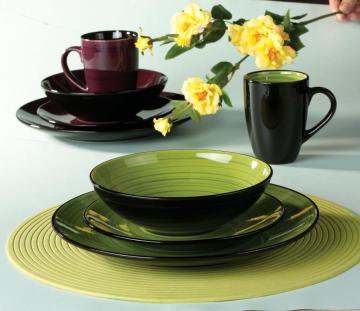 4 people handpainted 2 colors dinnerware sets