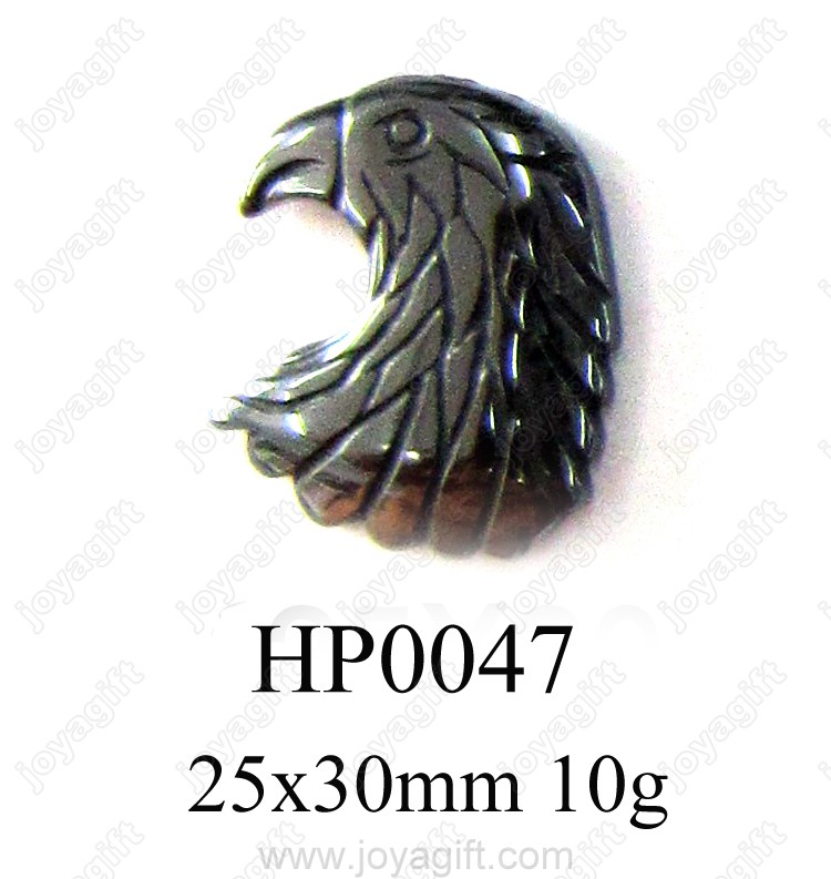 Pendentif aigle hématite