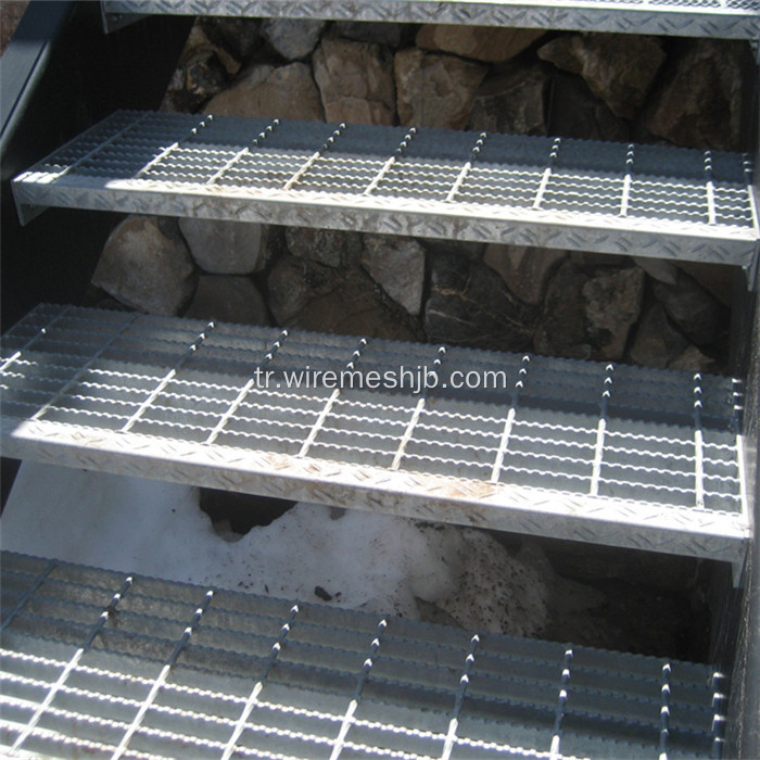 Sıcak daldırma galvanizli çelik çubuk ızgara merdiven basamakları