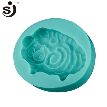 Wholesale silicon cake mould cute sheep silicon bakeware goat silicon rubber mold for cake decor
