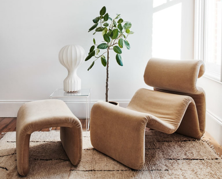 Abstract lines fold and Etcetera Bend Lounge Chair Abstract lines fold and Etcetera Bend Lounge Chair
