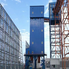 Single lane dock loading station