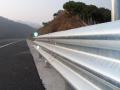 accessorio e parapetti autostrada impianto di trasporto