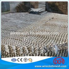 Distillation column metal structured packing