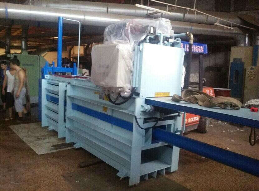 Factory Directly Selling Metal /Paper /Clothes /cardboard Horizontal baler machine with CE Certificate