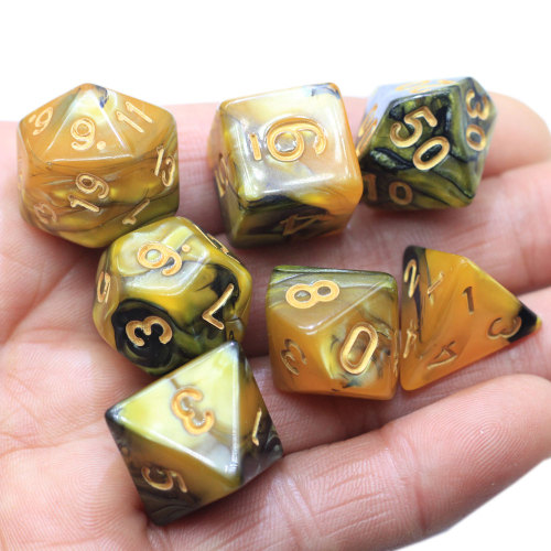 7pcs / set Dichromatic D4 D6 D8 D10 D12 D20 Dados poliédricos Números Diales de escritorio Dados de varios lados para juego de mesa