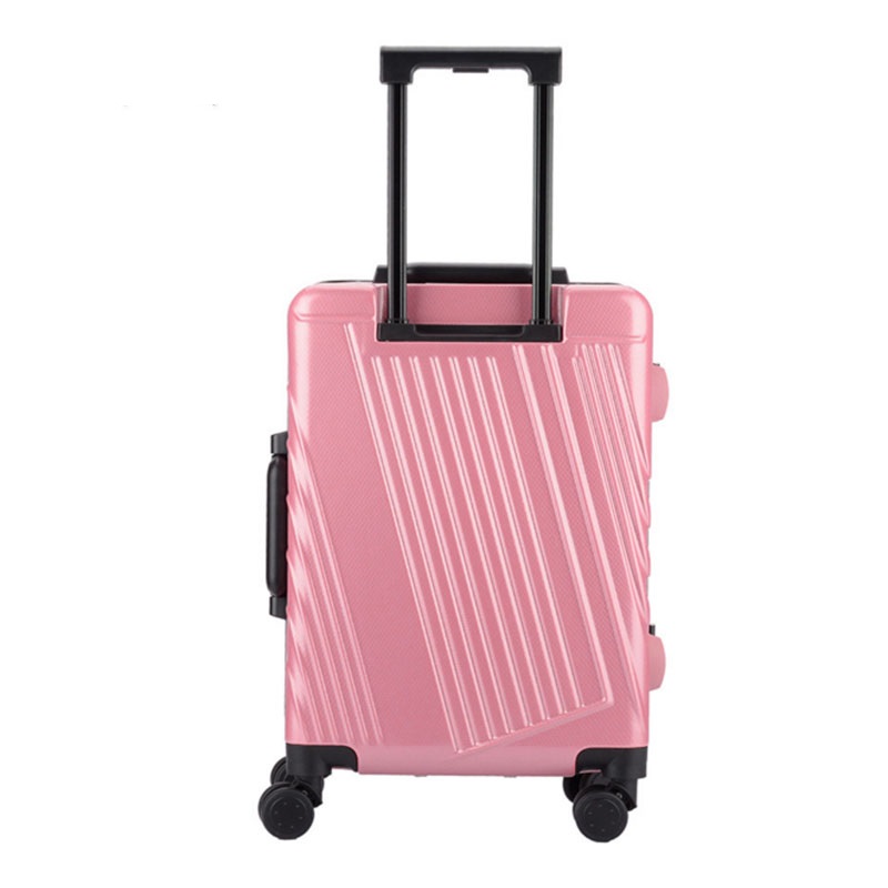 Hard shell luggage