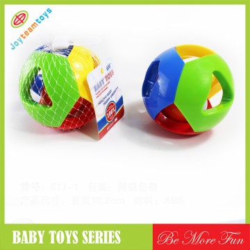 interesting gift hot selling lovely plastic toys baby infant rattle