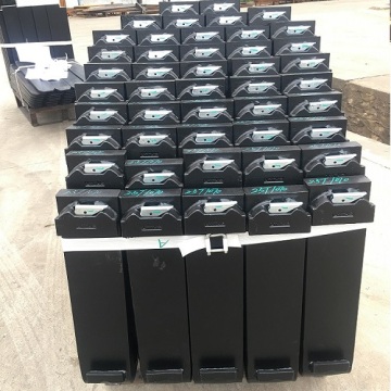 single fork pallet truck