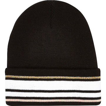 Adults Knitted Beanie Hat